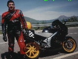 Juanma and his VFR750.  Now if he would just step aside...